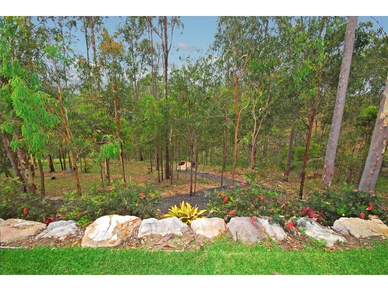 15 Barnes Court, Mount Crosby QLD 4306